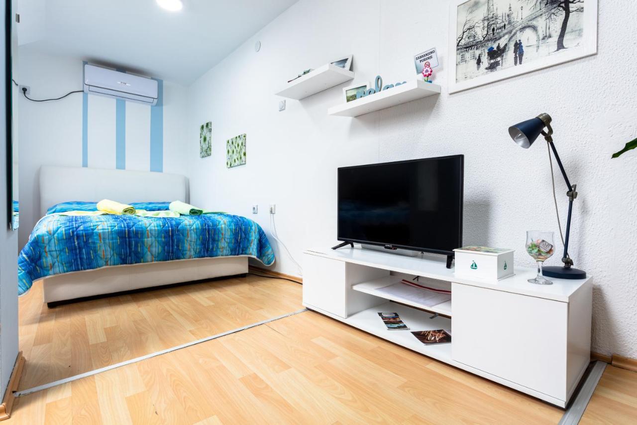 Sb Centar Apartmani Nis Exterior photo
